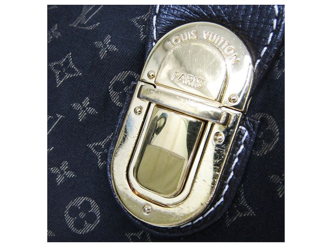 Louis Vuitton Monogram Idylle Romance Shoulder Bag - view 16