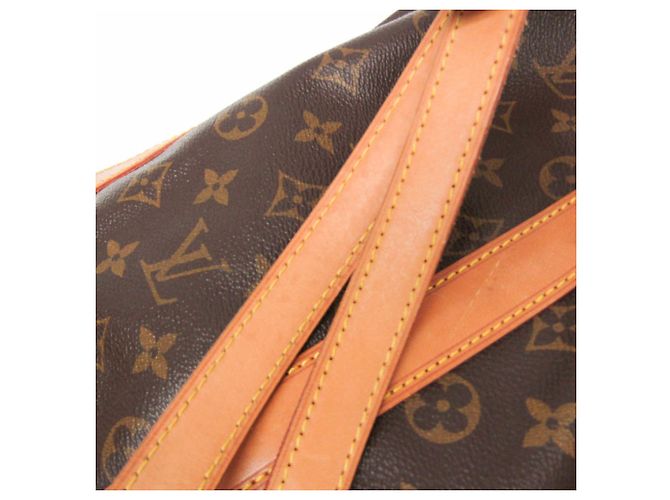 Randonnee Louis Vuitton Monogram Randonnée GM M42244 Sac à épaule - vue 15