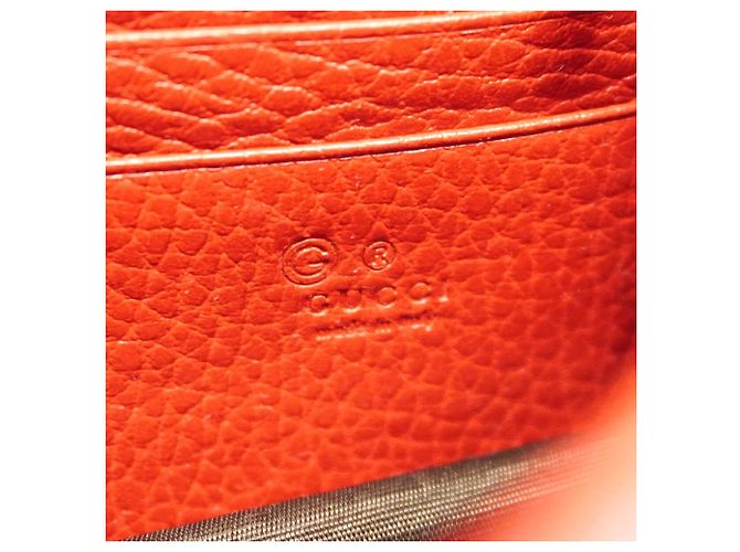Portafoglio a spalla in pelle Gucci Interlocking G in rosso - vista 5