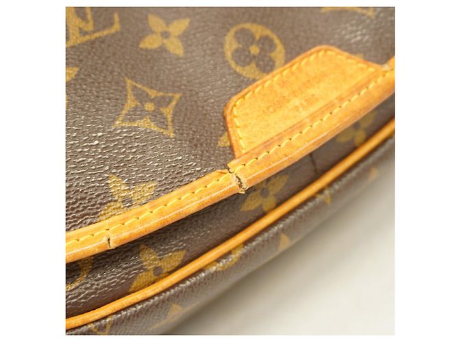 Louis Vuitton Monogram Menilmontant PM Schultertasche - Ansicht 6