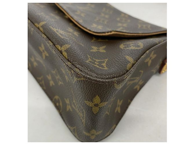 mala de ombro Louis Vuitton Monogram Mini Looping - vista 7