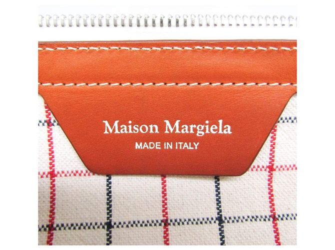 Maison Martin Margiela Borsa a mano Maison Margiela 5AC Medium - vista 18