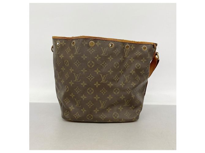 Noe Louis Vuitton Monogram Petit Noé Shoulder Bag - view 14