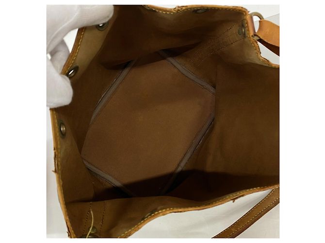 Noe Louis Vuitton Monogram Petit Noé Shoulder Bag - view 4
