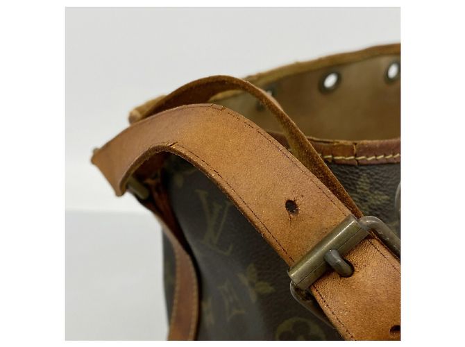 Noe Louis Vuitton Monogram Petit Noé Shoulder Bag - view 7