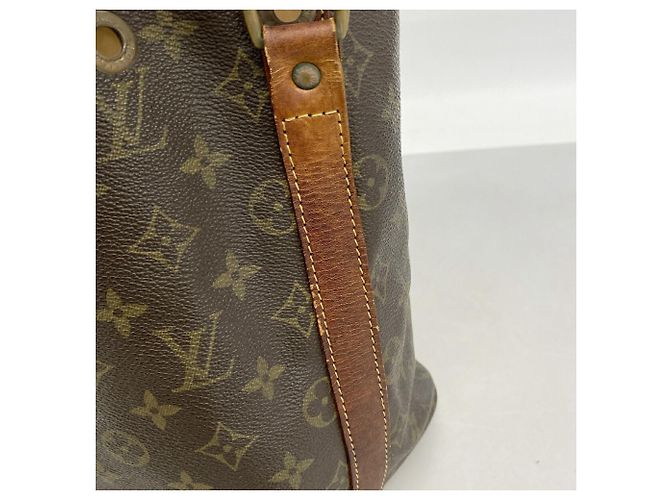 Noe Louis Vuitton Monogram Petit Noé Shoulder Bag - view 8