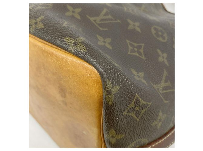 Noe Louis Vuitton Monogram Petit Noé Shoulder Bag - view 9