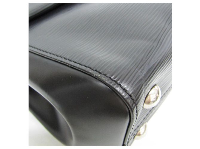 Louis Vuitton Epi Cluny BB M41312 Handtasche - Ansicht 6
