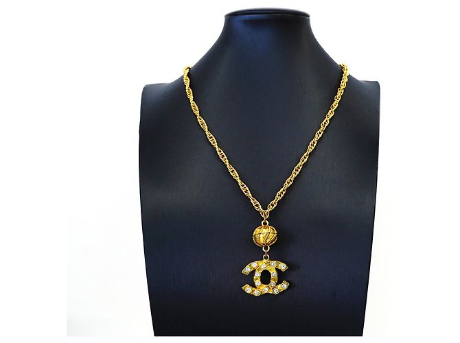 Collier Chanel plaqué or avec strass - vue 7
