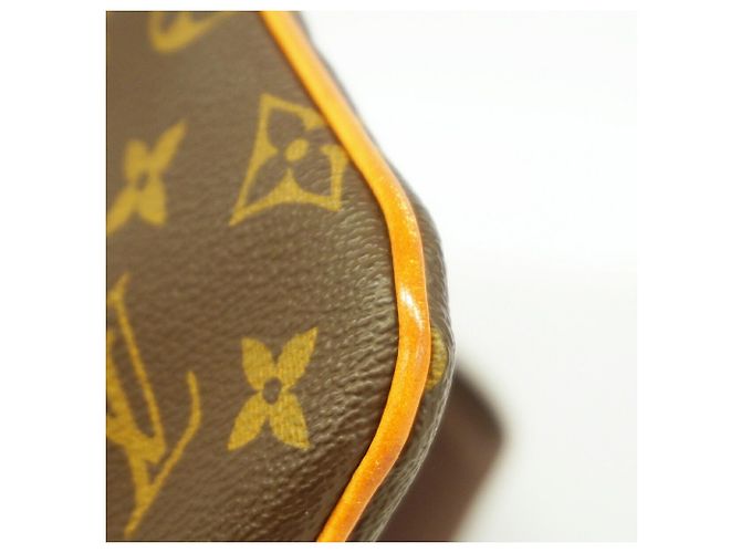 Borsa a tracolla Louis Vuitton Monogram Pochette Valmy - vista 6