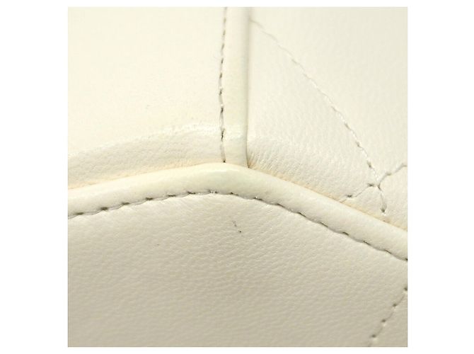 Bolso Vanity Chanel de piel de cordero marfil - vista 6