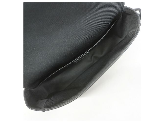 Borsa a tracolla Louis Vuitton Monogram Eclipse Montsouris PM - vista 4