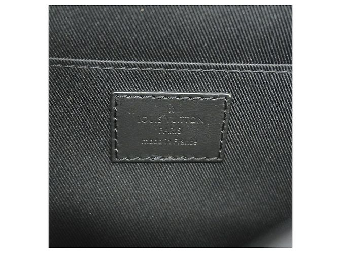 Borsa a tracolla Louis Vuitton Monogram Eclipse Montsouris PM - vista 5