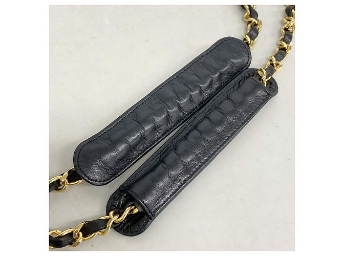 Chanel Matelassé Schultertasche mit Kette - Ansicht 10