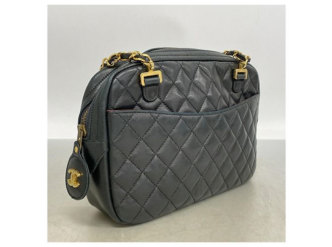 Chanel Matelassé Schultertasche mit Kette - Ansicht 2
