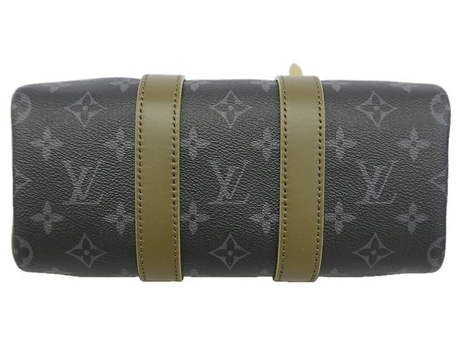 Borsa Louis Vuitton Monogram Eclipse Keepall Bandoulière 25 - vista 3