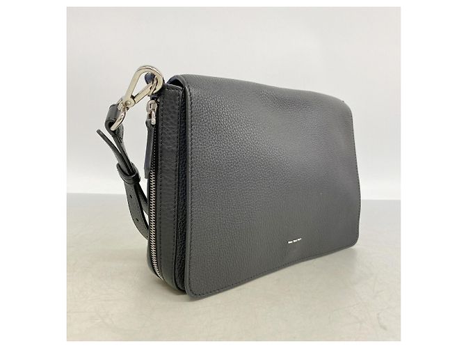 Fendi Schultertasche aus schwarzem Leder - Ansicht 2