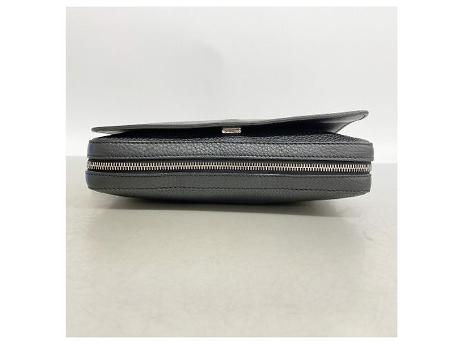 Fendi Schultertasche aus schwarzem Leder - Ansicht 3