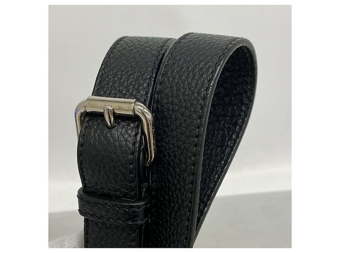 Fendi Schultertasche aus schwarzem Leder - Ansicht 8