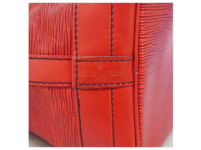 Sac à épaule Louis Vuitton Epi Noe M44007 - vue 5