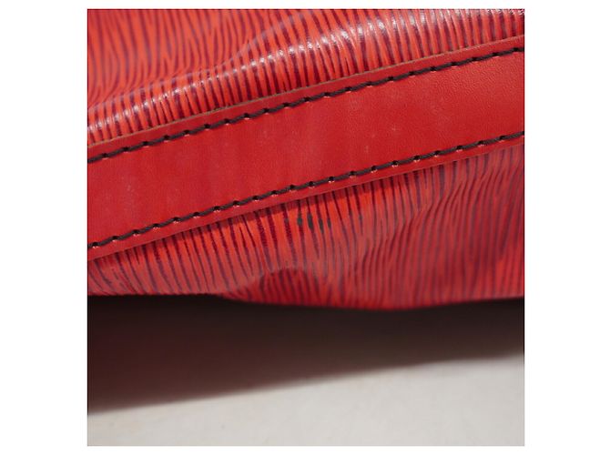 Sac à épaule Louis Vuitton Epi Noe M44007 - vue 8