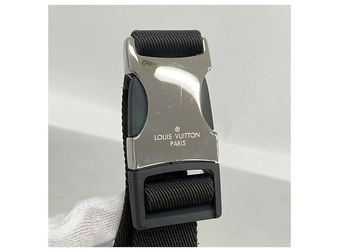 Louis Vuitton Taigarama Bumbag - M30247 Antarctica - vista 11