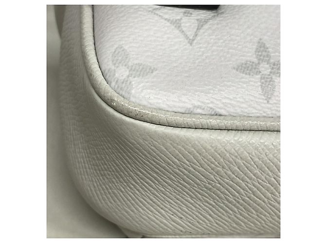 Louis Vuitton Taigarama Bumbag - M30247 Antarctica - vista 8