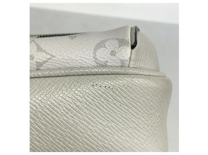 Louis Vuitton Taigarama Bumbag - M30247 Antarctica - vista 9