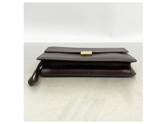Bolso de mano Louis Vuitton Taiga Selenga - vista 3