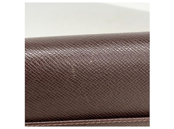 Bolso de mano Louis Vuitton Taiga Selenga - vista 8