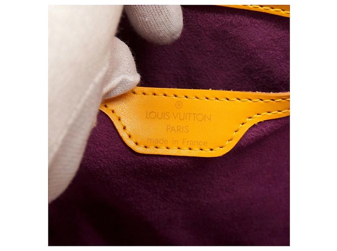 Borsa Louis Vuitton Epi Saint Jacques - vista 5