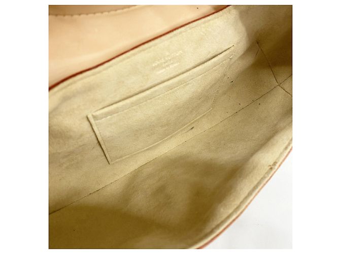 Sac à épaule Louis Vuitton Monogram Leonor - vue 4