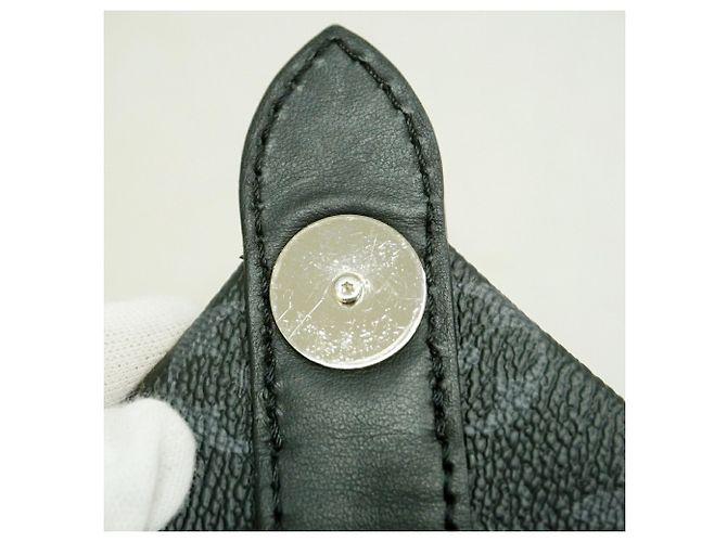 Bolso Sobre Louis Vuitton Monogram Eclipse - vista 11
