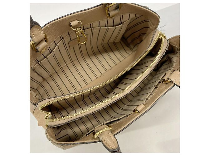 Bolsa Louis Vuitton Monogram Empreinte Montaigne BB - vista 4