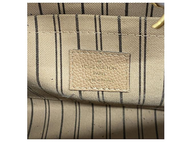 Bolsa Louis Vuitton Monogram Empreinte Montaigne BB - vista 5