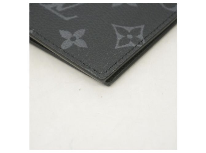 Capa de Passaporte Louis Vuitton Monogram Eclipse - vista 5