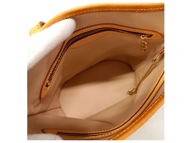 Borsa Louis Vuitton Monogram Bucket PM - vista 4