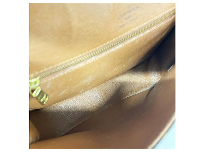 Saint-Cloud Louis Vuitton Monogram Saint Cloud GM Schultertasche - Ansicht 4