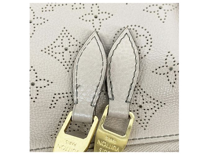 Borsa Louis Vuitton Mahina Selene PM - vista 9