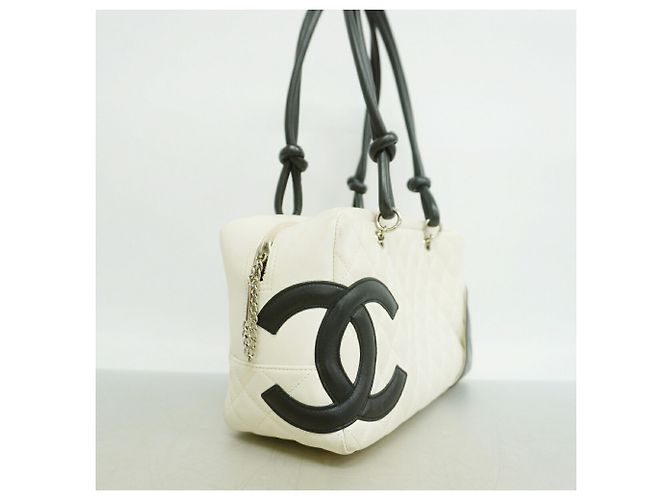 Borsa a Spalla Chanel Cambon in Pelle di Agnello - vista 2