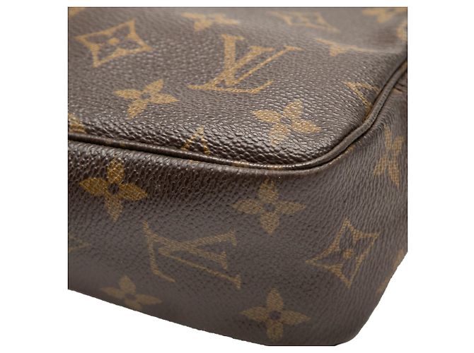 Louis Vuitton Brown Monogram Trousse Toilette 23 - vista 6
