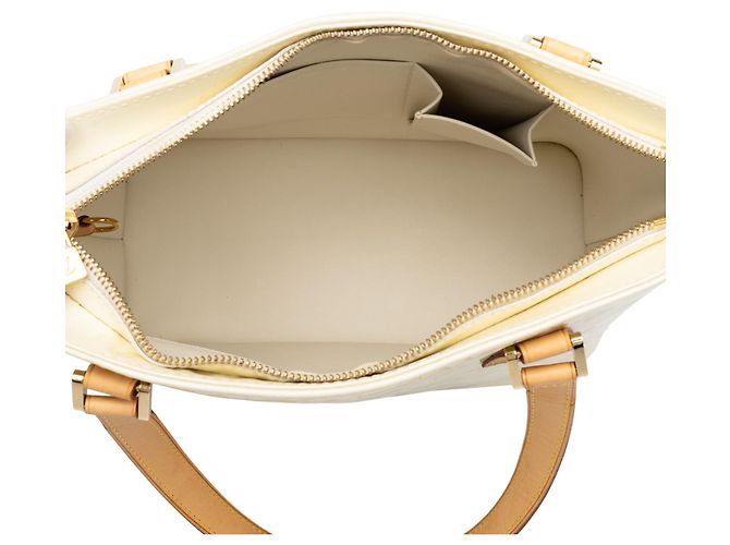 Louis Vuitton White Monogram Vernis Houston - view 4