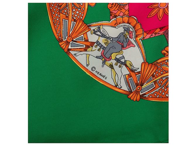 Carré de soie Hermès Pink Tournez Manege 90 - vue 4