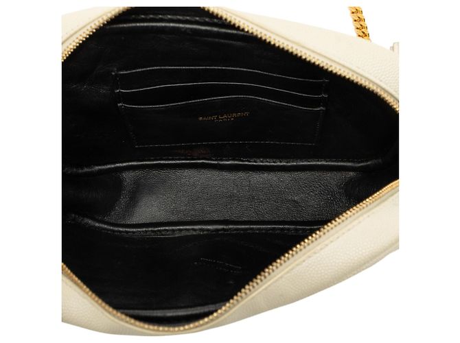 Autre Marque Bolsa Câmera Saint Laurent Lou Mini Grain de Poudre Monograma Branca com Borlas - vista 4