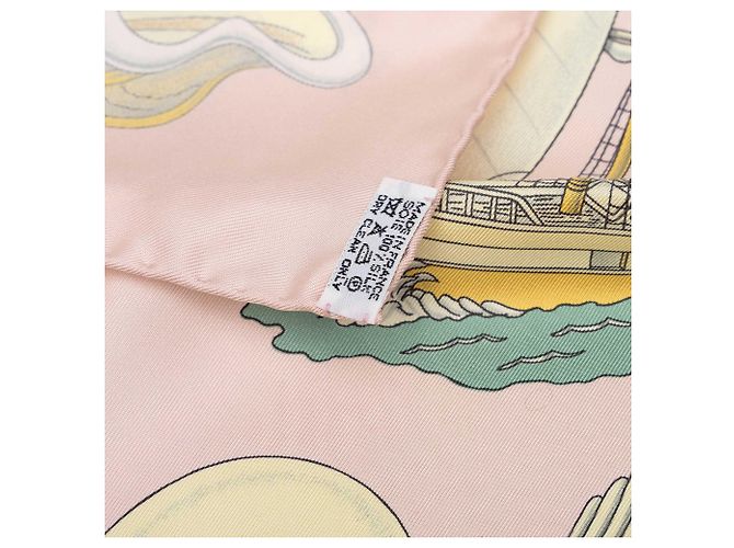 Pañuelo de seda Hermès Pink L Air Marin 90 - vista 2