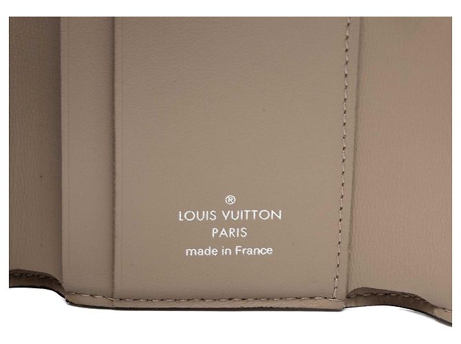 Louis Vuitton Brown Monogram Mahina Iris XS - vue 5