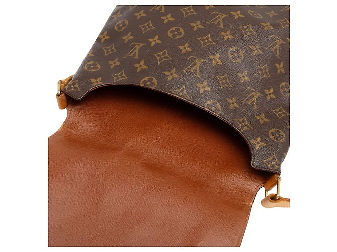 Louis Vuitton Brown Monogram Musette Salsa GM - vista 6