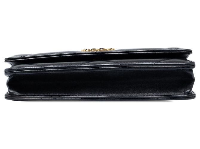 Chanel 19 Wallet on Chain aus schwarzem gestepptem Lammleder - Ansicht 3
