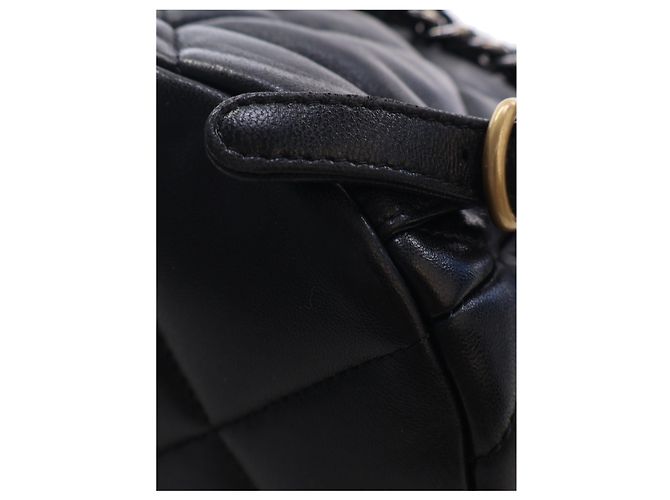 Mochila Chanel 19 em pele de cordeiro acolchoada preta - vista 10