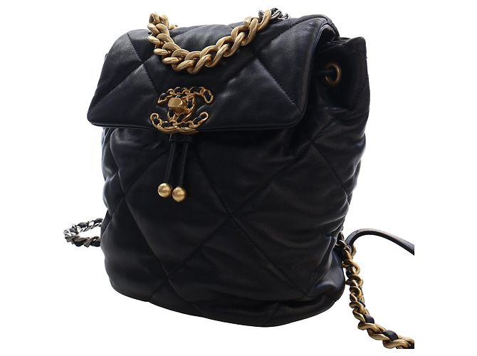 Mochila Chanel 19 em pele de cordeiro acolchoada preta - vista 14